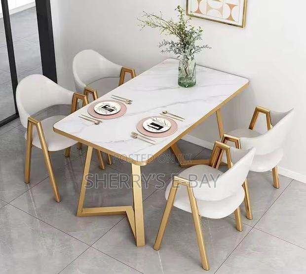 Luxurious Dining Set photo 5