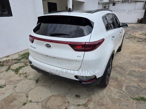 Kia Sportage 2020 White photo 3