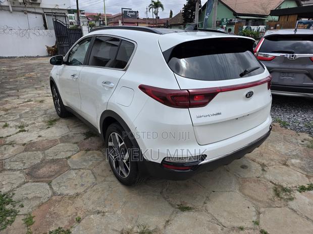 Kia Sportage 2020 White photo 4