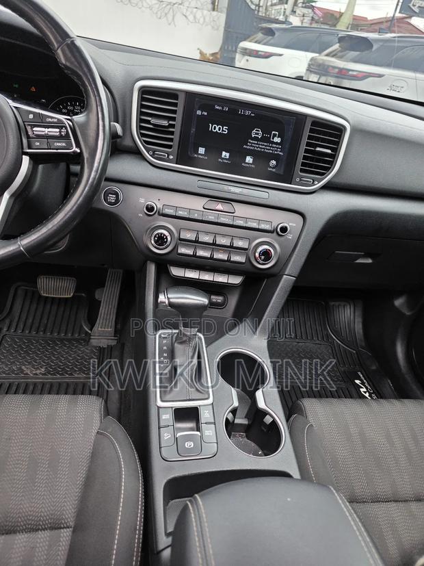 Kia Sportage 2020 White photo 7