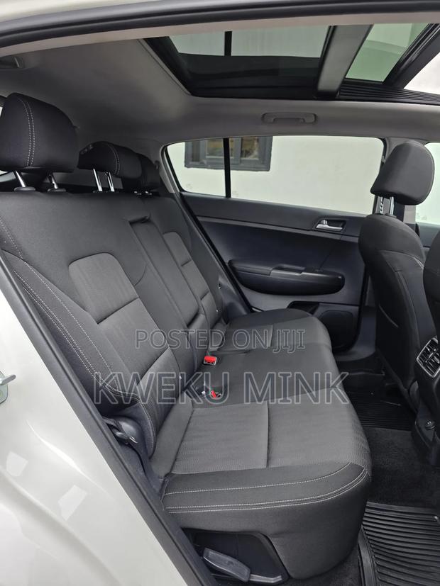 Kia Sportage 2020 White photo 9