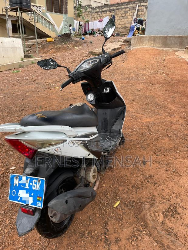 Yamaha FZ 2024 White