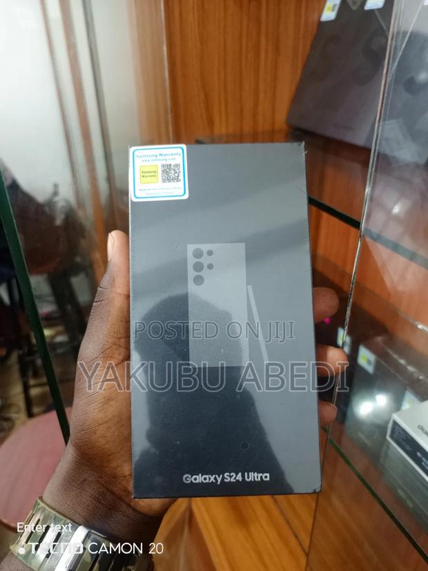 New Samsung Galaxy S24 Ultra 256 GB Black · Photo 4