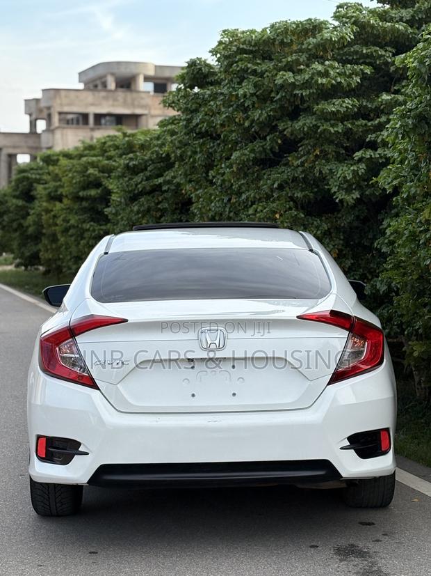 Honda Civic 2016 White