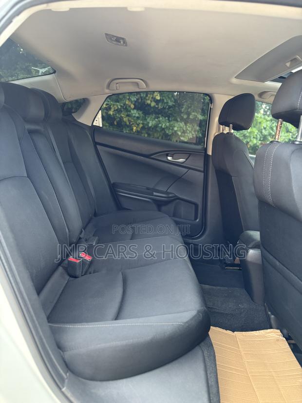 Honda Civic 2016 White