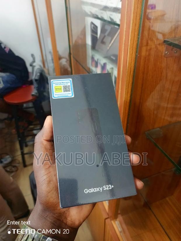 New Samsung Galaxy S23+ 256 GB Black · Photo 2