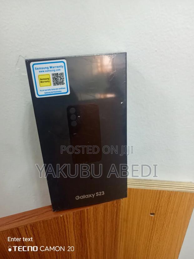 New Samsung Galaxy S23 256 GB Black · Photo 3