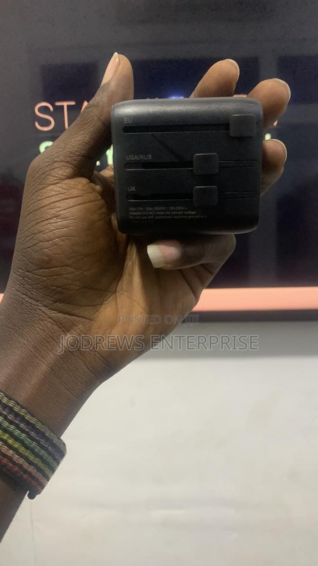Oraimo Poweromni 251 2500w Multi-plug Travel Converter photo 7