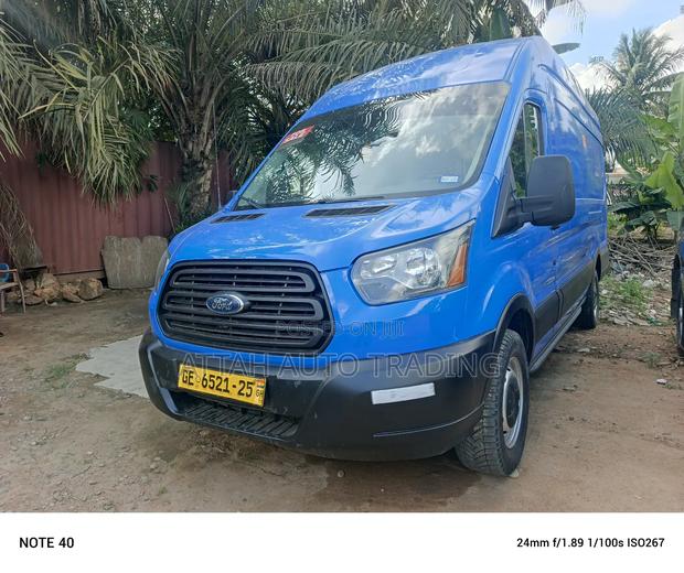 Ford Transit 2012 Blue photo 4