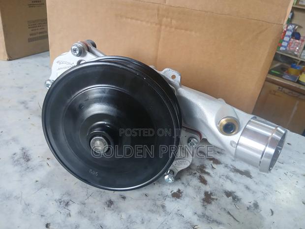 Range Rover Water Pump photo 5