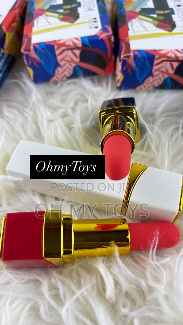 Lipstick Vibrator Massager · Photo 3