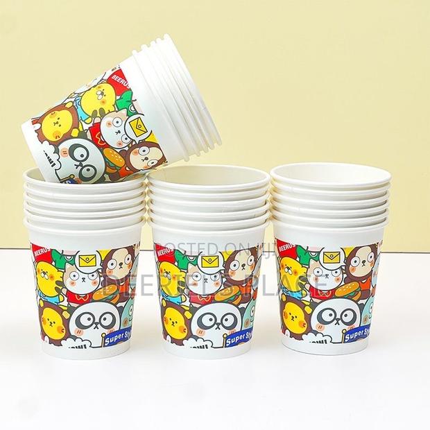 Disposable Cups · Photo 1