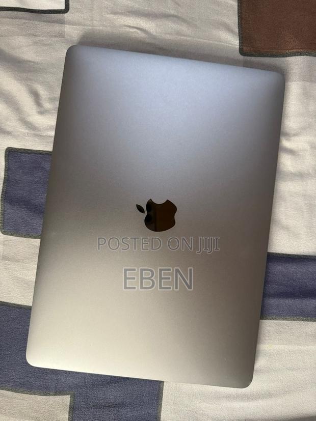 Laptop Apple MacBook Pro 2020 32GB Intel Core i7 SSD 1T photo 2