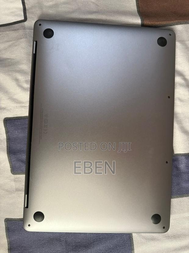 Laptop Apple MacBook Pro 2020 32GB Intel Core i7 SSD 1T photo 3