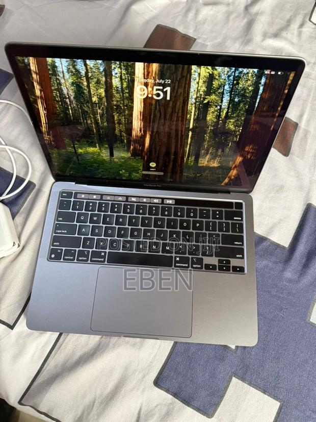Laptop Apple MacBook Pro 2020 32GB Intel Core i7 SSD 1T