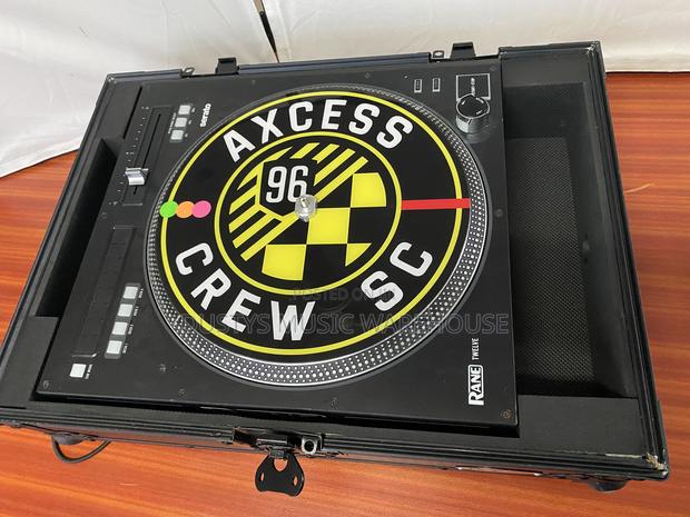 Rane Twelve W Case photo 6