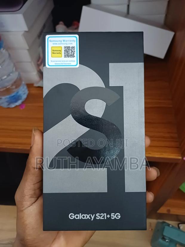 New Samsung Galaxy S21+ 5G 128 GB Black · Photo 2
