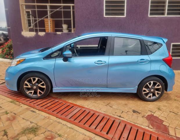 Nissan Versa 1.6 S 4dr Sedan (1.6L 4cyl 4A) 2015 Blue · Photo 4