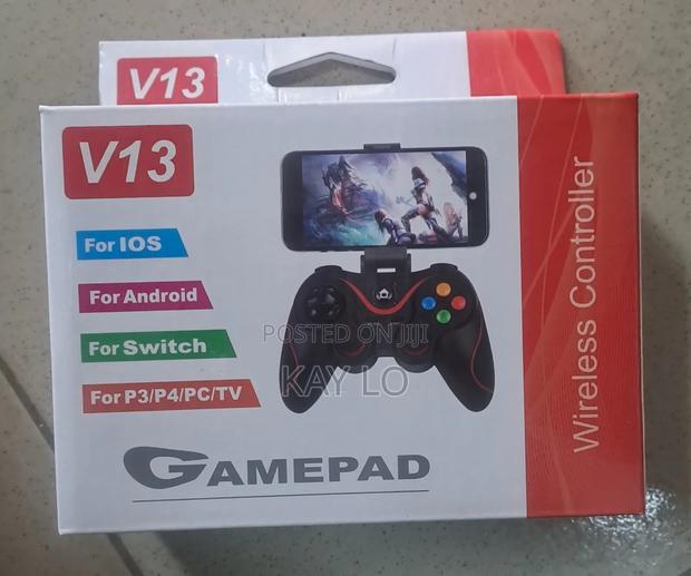 V13 Mobile Game Controller · Photo 4