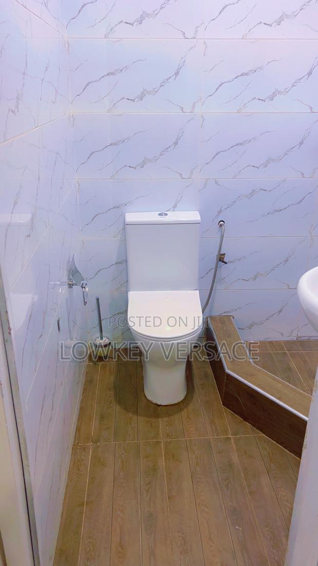 Spacious Studio+ Generator+Dstv+Fridge+Starlink Wifi+ Self Catering photo 9