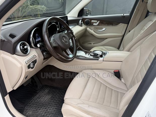 Mercedes-Benz GLC-Class 2016 White photo 9
