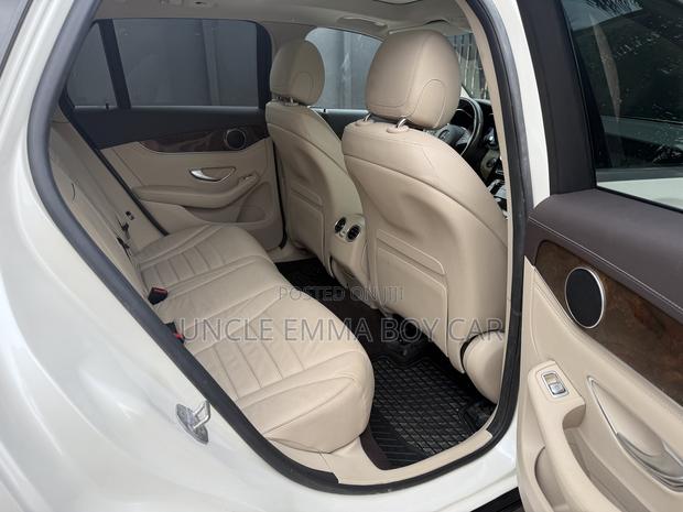 Mercedes-Benz GLC-Class 2016 White photo 10