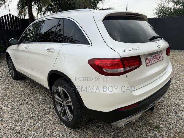 Mercedes-Benz GLC-Class 2016 White photo 12
