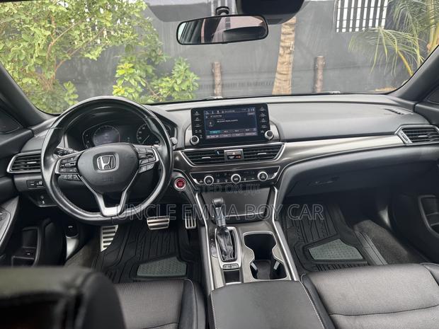 Honda Accord Sport 2018 Gray photo 9