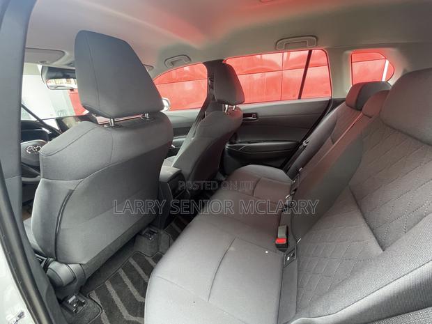 New Toyota Corolla Cross LE 2025 White