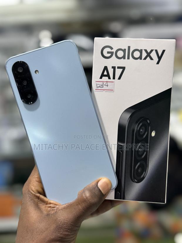 New Samsung Galaxy A17 128 GB Blue photo 2