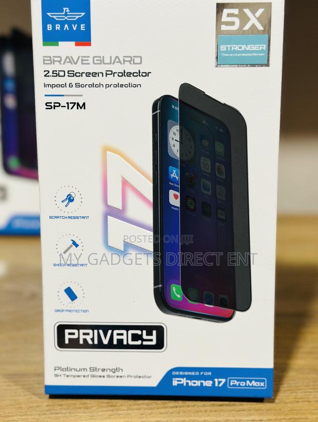 iPhone 17 Pro Max Privacy Protector · Photo 3