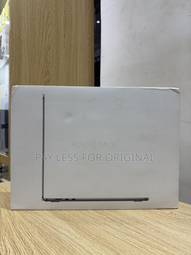 New Laptop Apple MacBook Air 2024 M3 15-Inch 8GB Apple M3 SSD 512GB photo 4