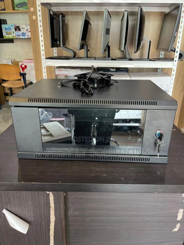 4u Network Rack With Fan photo 2
