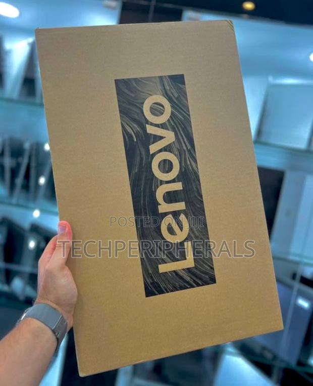 New Laptop Lenovo IdeaPad 1 8GB Intel SSD 256GB photo 2