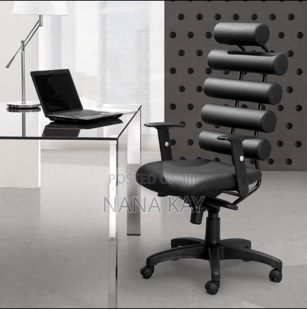 Original Spine Correct Office Chair From Usa photo 2