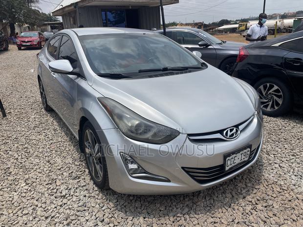 Hyundai Elantra 2015 Silver
