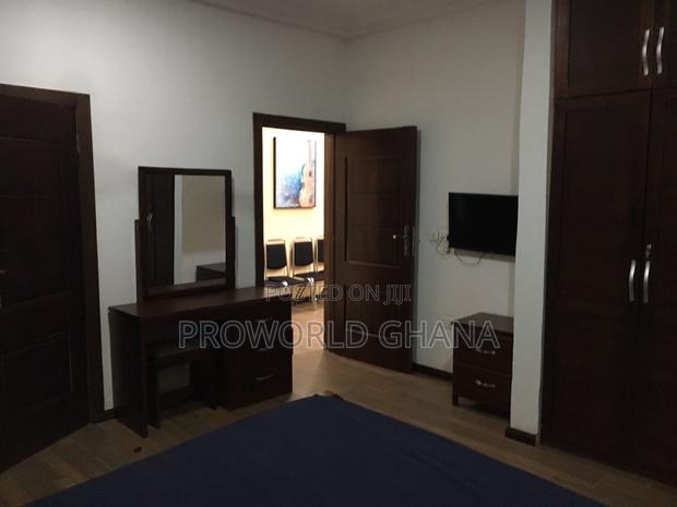 2 Bedroom House. Airbnb Fully Furnished Per Night · Photo 3