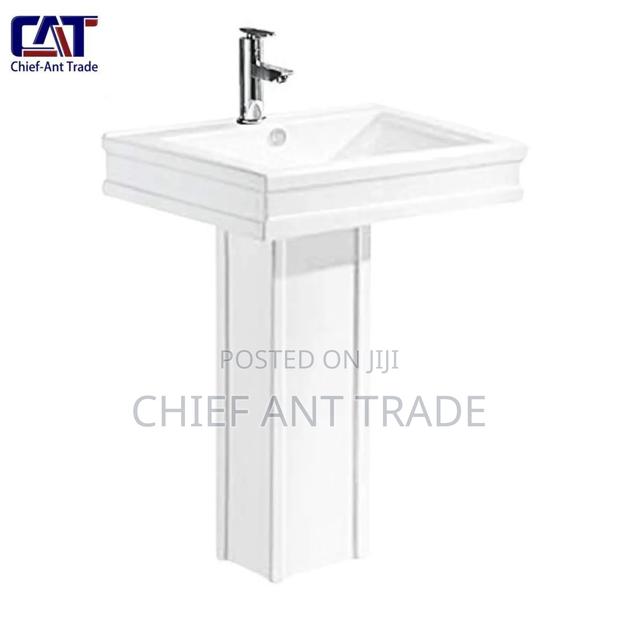 Pedestal Basin Bold 61cm 1025c · Photo 3