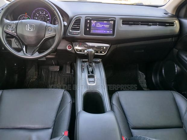 Honda HR-V EX-L w/Navigation AWD 2017 Brown photo 6