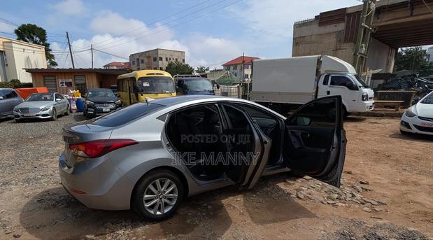 Hyundai Avante 2014 Gray photo 7