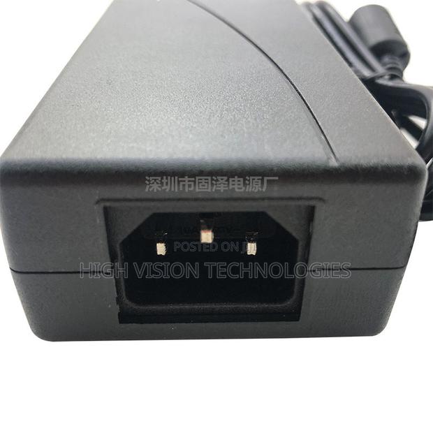 12v 5a CCTV Adapter · Photo 2