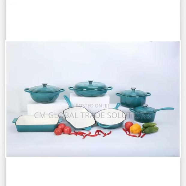 Cast Iron Cookware Set (11pcs) photo 2