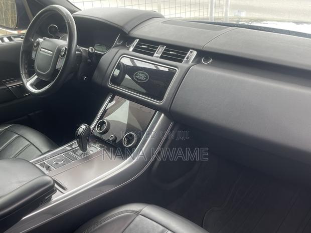 Land Rover Range Rover 3.0L V6 Supercharged HSE 2019 Black