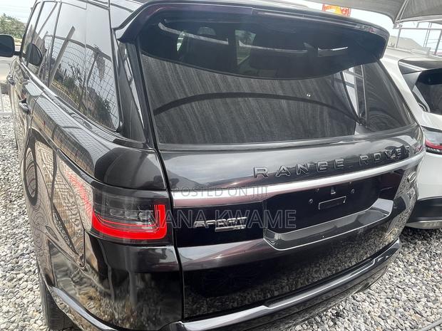Land Rover Range Rover 3.0L V6 Supercharged HSE 2019 Black