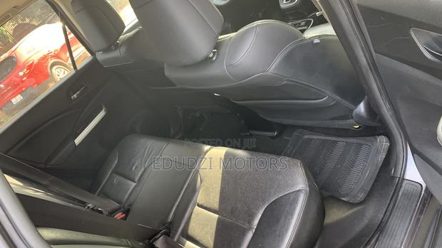 Honda CR-V EX-L w/Navigation 4dr SUV AWD (2.4L 4cyl CVT) 2015 Gray