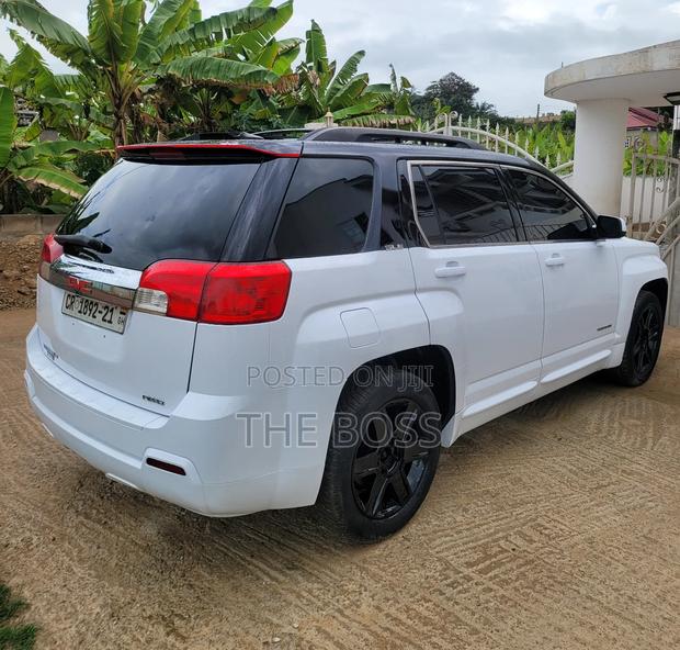 GMC Terrain 2011 White