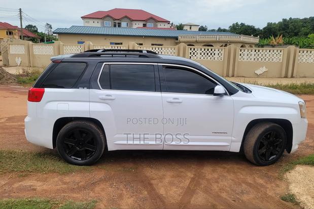 GMC Terrain 2011 White