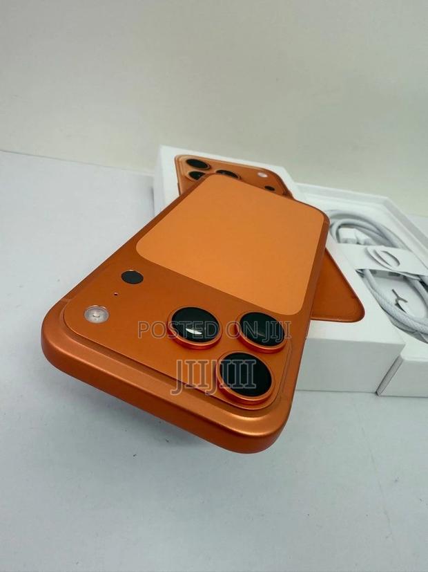 New Apple iPhone 17 Pro Max 256 GB Orange · Photo 3
