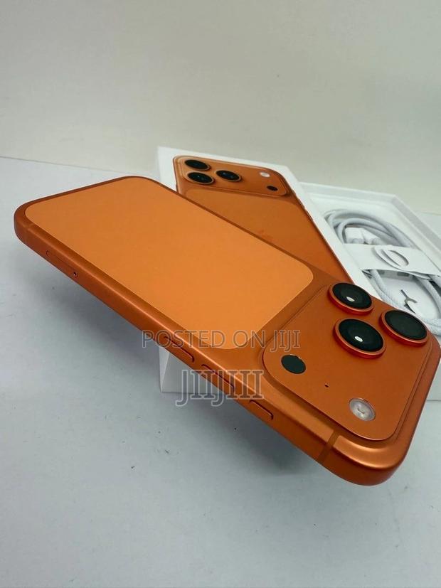 New Apple iPhone 17 Pro Max 256 GB Orange · Photo 4