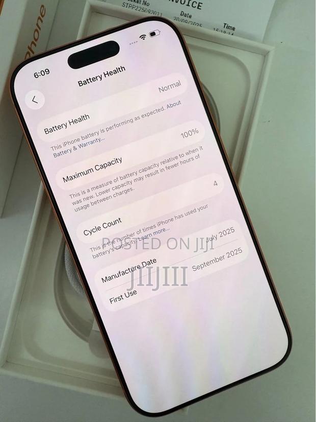 New Apple iPhone 17 Pro Max 256 GB Orange · Photo 2